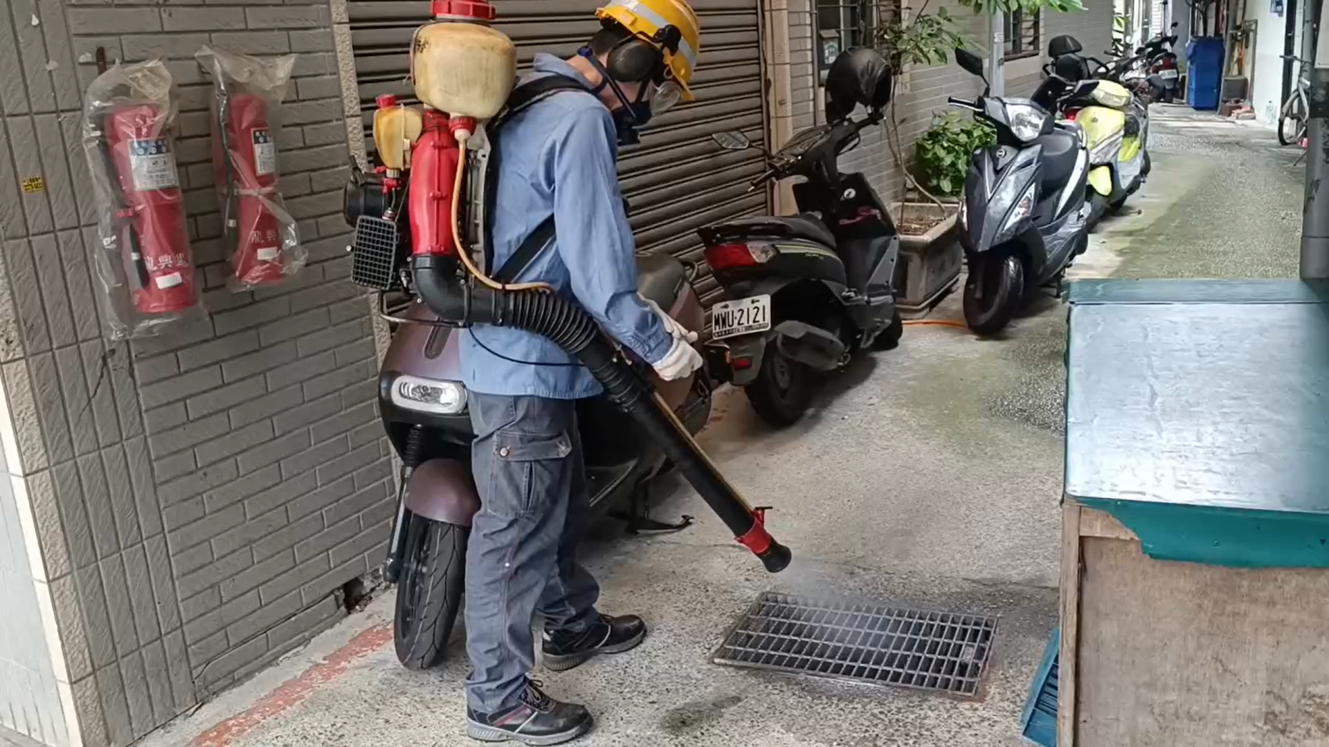 台北市加強環境衛生與清消。圖片來源：環保局提供