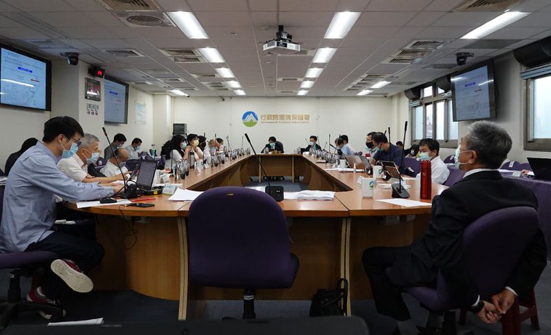 彰濱成髒濱？ 環評連續通過廢棄物處理場兩案 破萬垃圾攻占西海岸