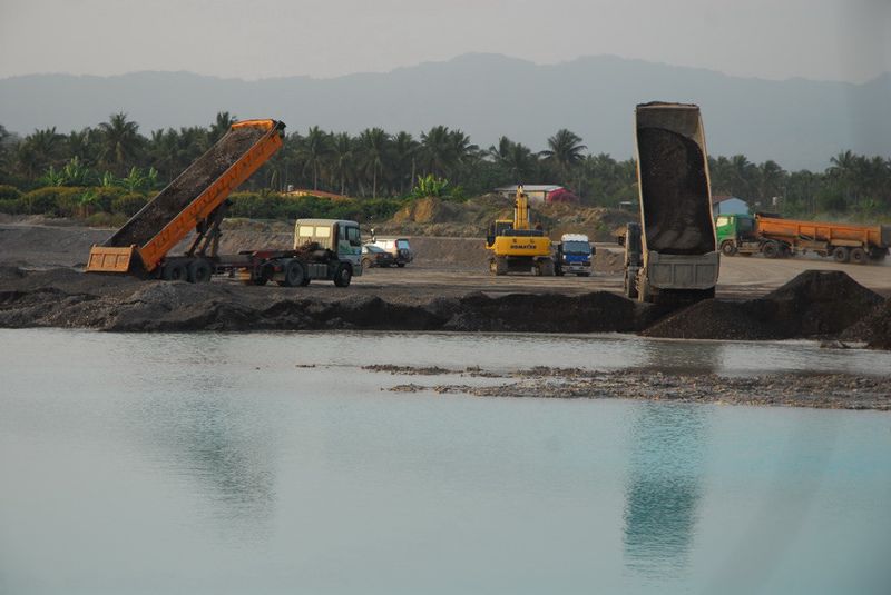 防底渣、爐渣四處流竄 工程會出面：公共工程可全吃下
