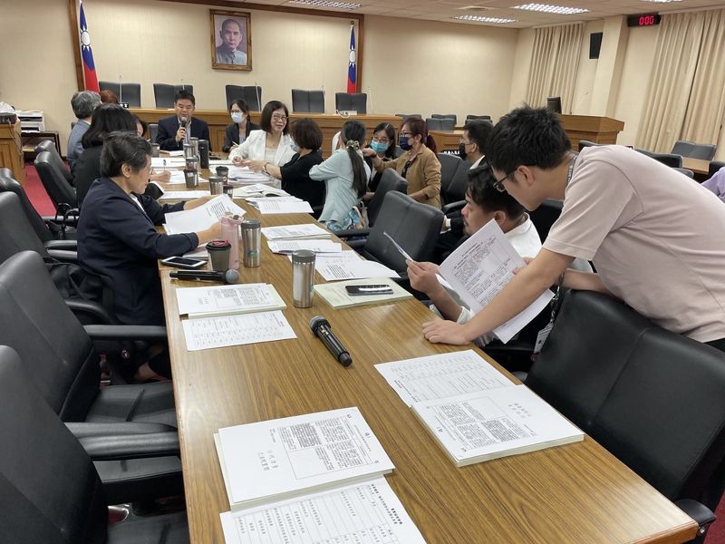 《海污法》協商通過 海委會允修水下噪音指引 管碧玲:五個月內訂出