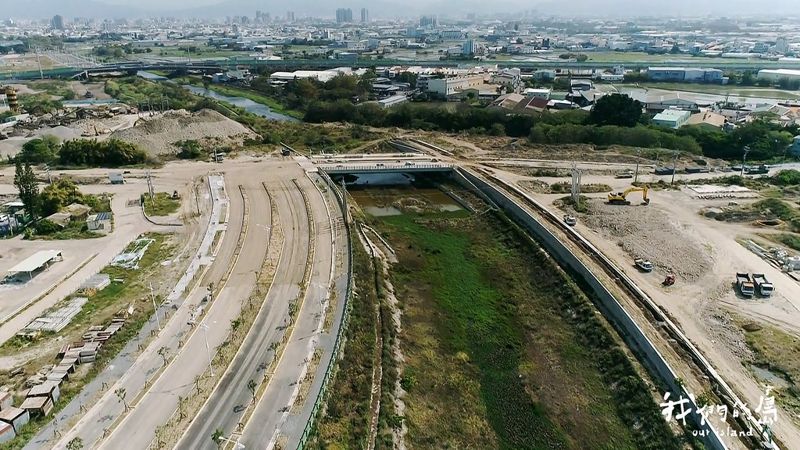 台中前竹大迫遷 原本的防洪截彎取直 卻變成遠離家園