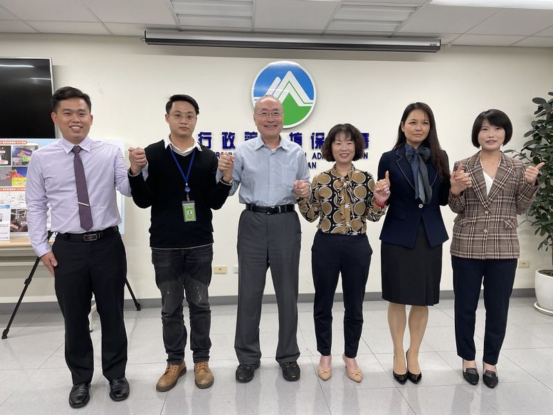 環署頒「金環獎」表揚破案英雄 檢方：打擊環保犯罪需跨領域溯源