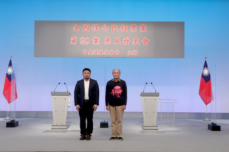 潘忠政盼翻轉藻礁命運 洪申翰強調「再外推」已是最好方案