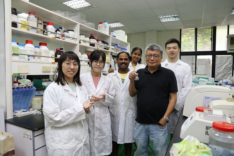 興大森林系研究 天竺葵與檸檬精油可預防新冠肺炎病毒感染