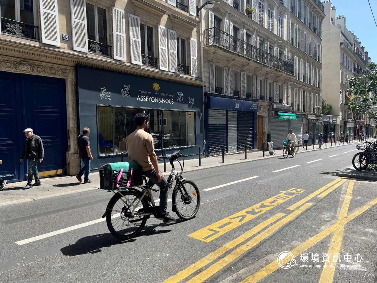巴黎騎單車通勤人數不斷增加，全市單車流量從2020至2025增加了47%。攝影：趙偉婷