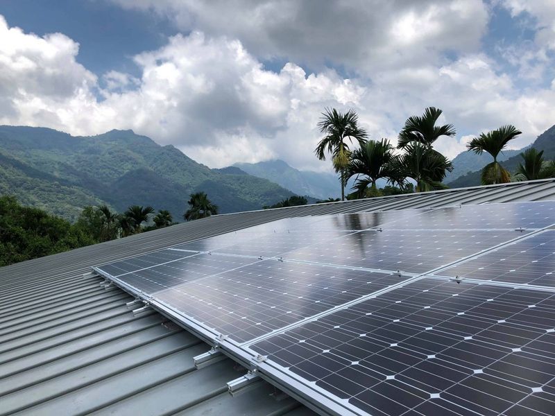 擬放寬地熱與離岸風電限制 再生能源條例修正 新建物也要設屋頂光電