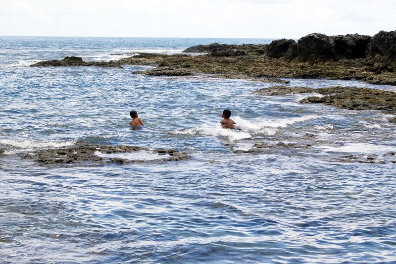 抱一座海