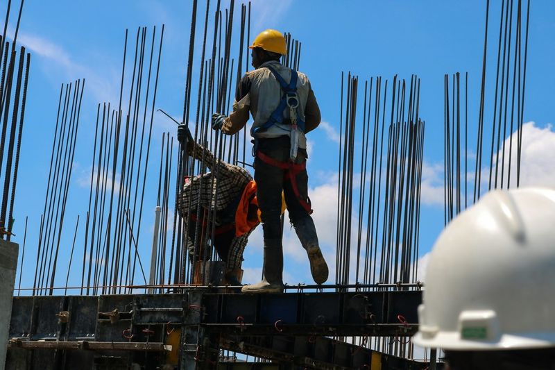 高溫職場第一線:強制午休、免費冰淇淋、熱浪險 各國出招抗熱傷害