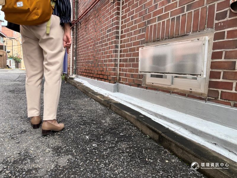 真實版「寄生上流」 洪災三年後 他們為何還住在這裡？