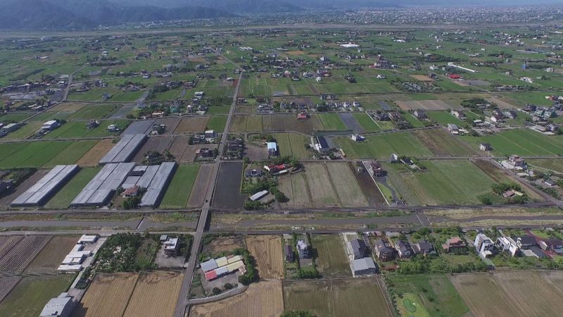 種田所得不比賣地差 農委會「對地綠色環境給付」2018年上路
