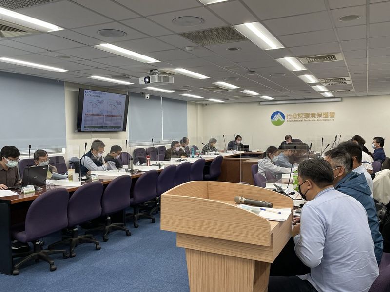 鳥嘴潭人工湖環差初審過關 20架自動相機監測石虎 民團籲社會經濟影響也要顧
