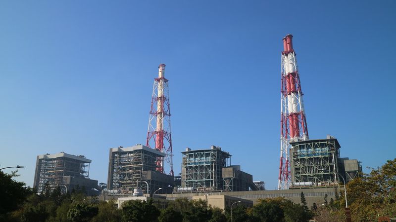 經濟部尋低碳能源 退役燃煤機組擬改生質能 興達電廠先示範