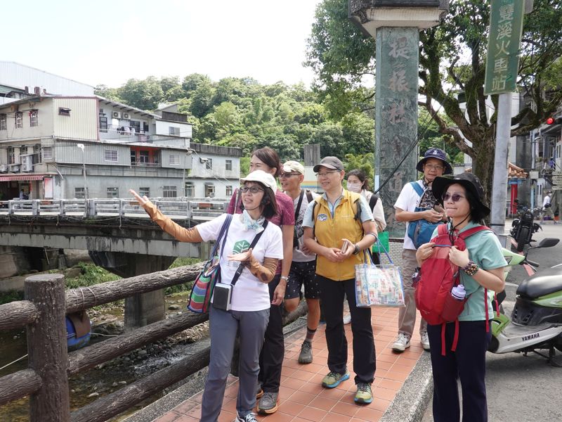 容器自備「每個人減一點」 雙溪山城實踐綠色旅遊